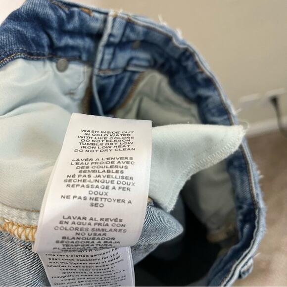 Good American Good Boy Twisted Slit Raw Hem Jeans Indigo584 Womens Size 6 / 28 - Picture 7 of 7